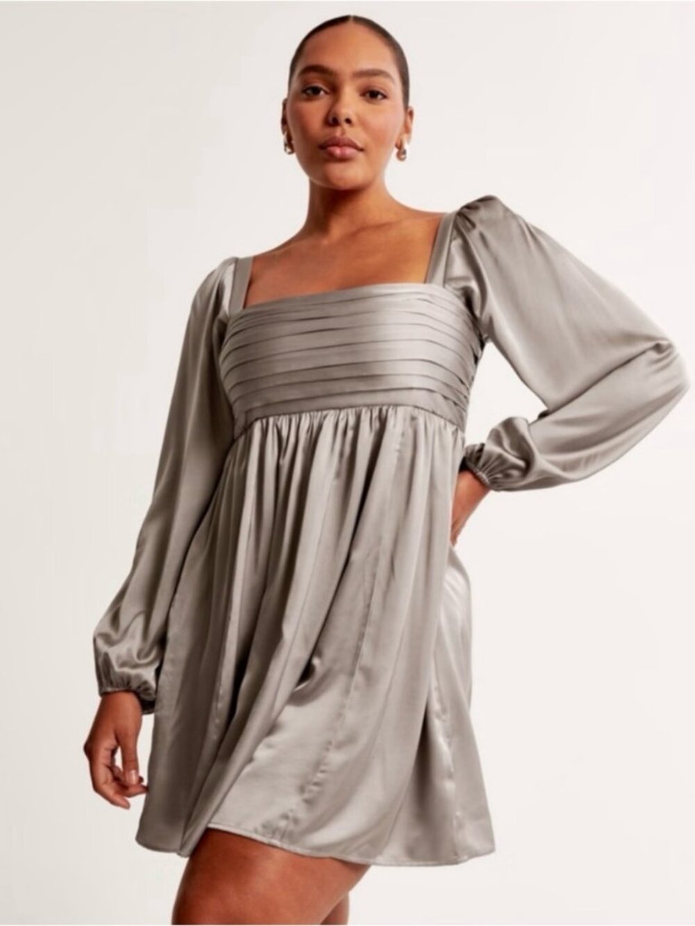 NWT Abercrombie & Fitch Emerson Satin Long-Sleeve Mini Dress in Taupe Size Small